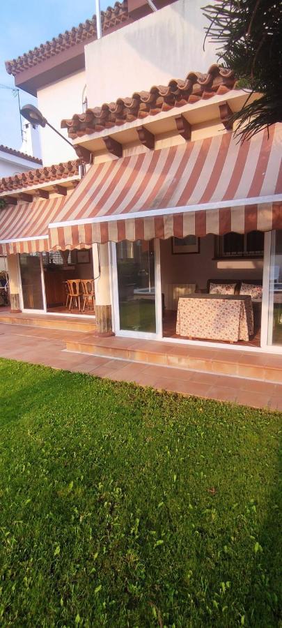 Chalet con capacidad para 8 personas Chiclana de la Frontera Exterior foto